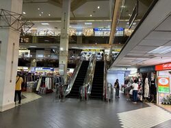 City Plaza (D14), Retail #557034451